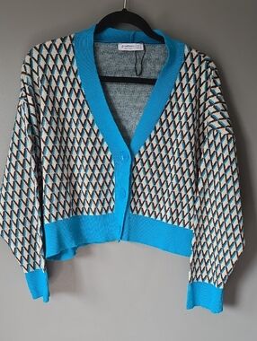 STRADIVARUS CROPPED CARDIGAN